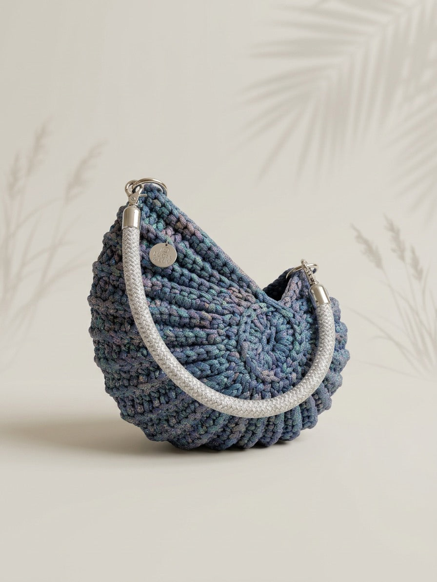 Muscheltasche Blau Metallic